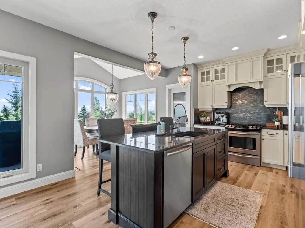 18 Sunset Ridge Drive Rural Foothills County AB T1S 5B7
