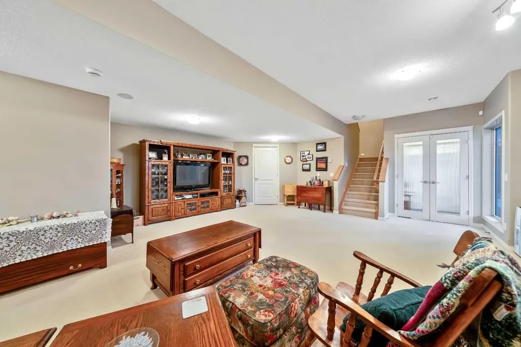 18 Sunset Ridge Drive Rural Foothills County AB T1S 5B7