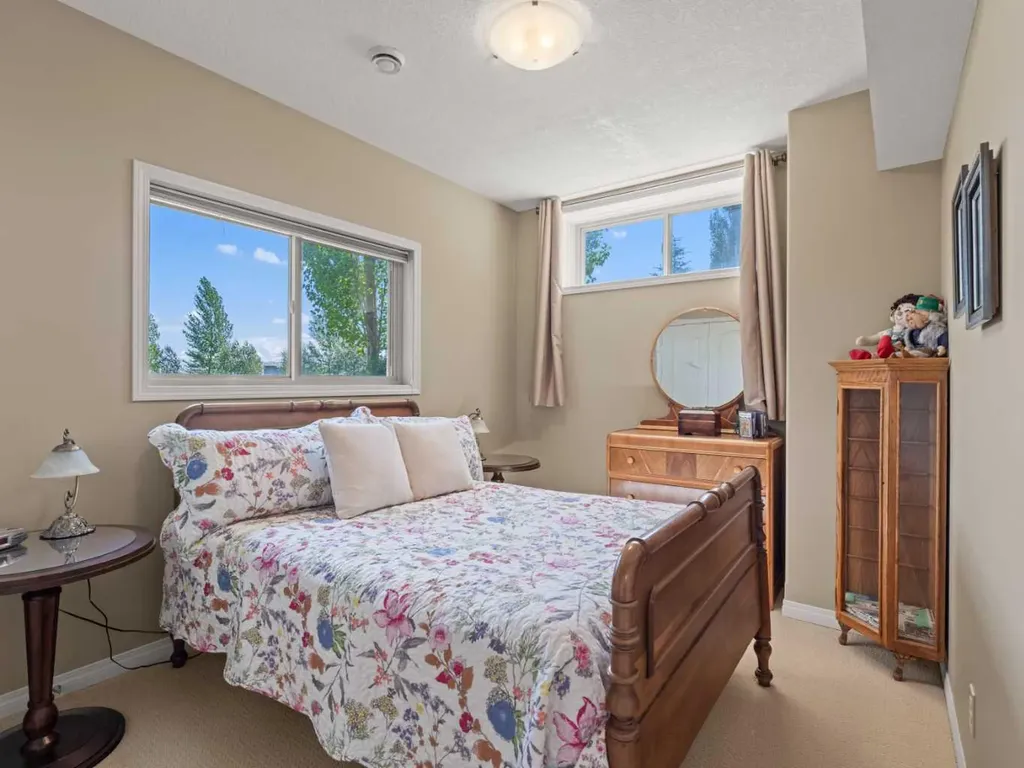 18 Sunset Ridge Drive Rural Foothills County AB T1S 5B7