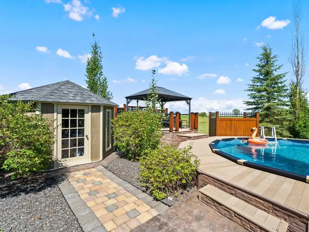 18 Sunset Ridge Drive Rural Foothills County AB T1S 5B7
