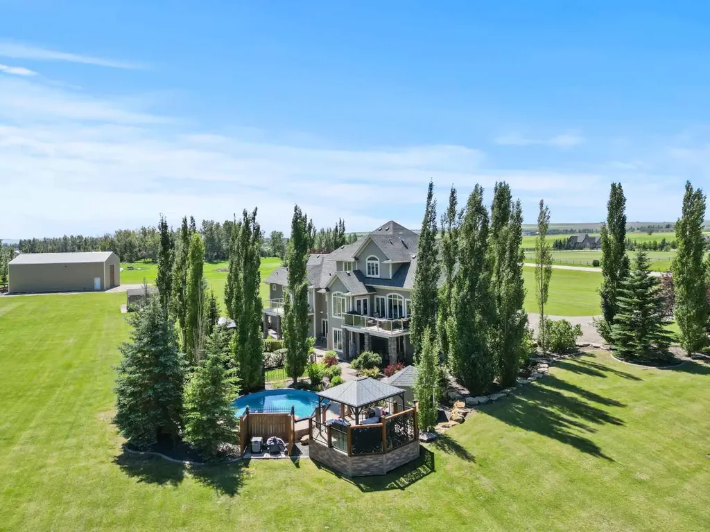 18 Sunset Ridge Drive Rural Foothills County AB T1S 5B7