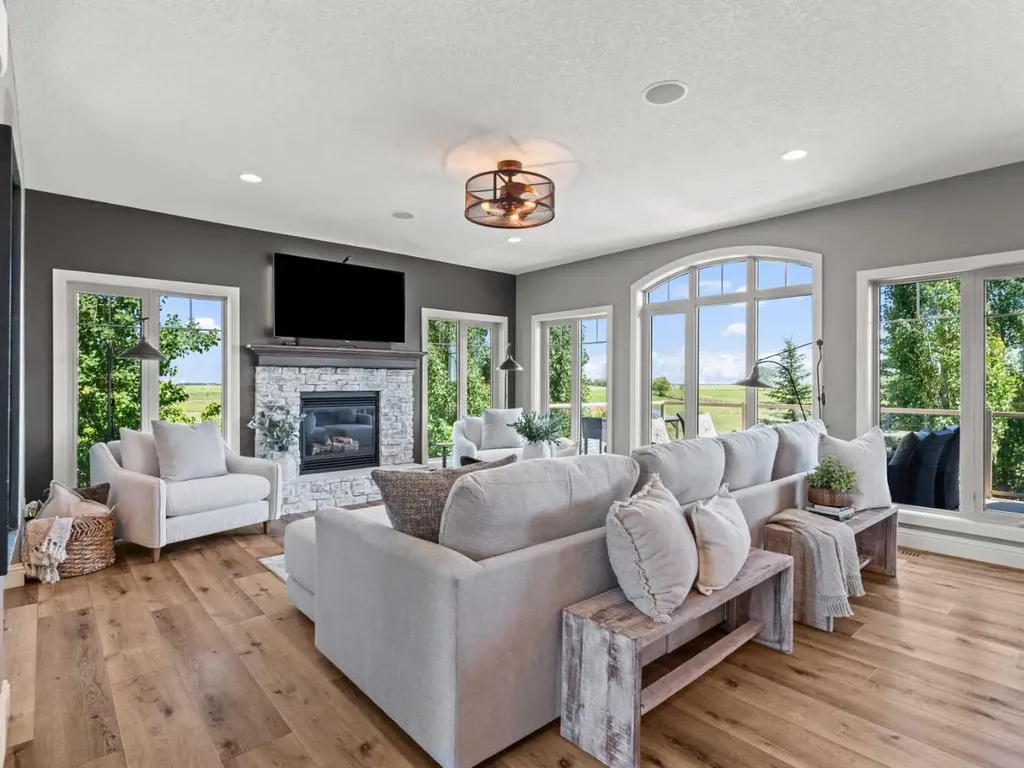 18 Sunset Ridge Drive Rural Foothills County AB T1S 5B7