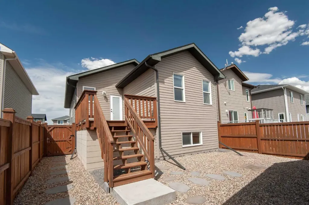 104 Almond Crescent Blackfalds AB T4M 0J5