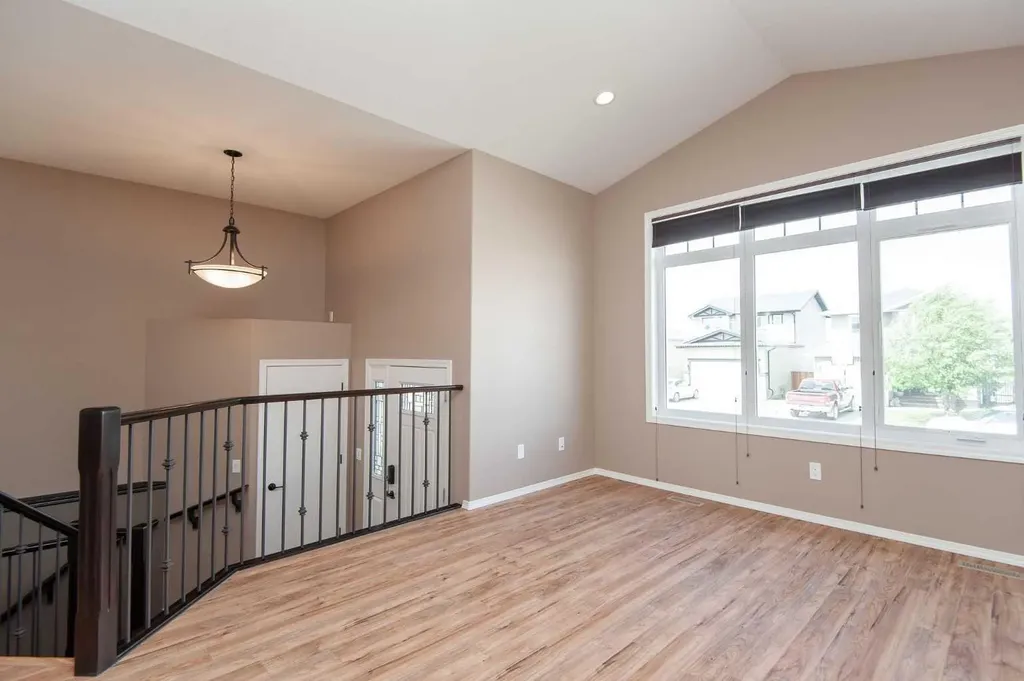 104 Almond Crescent Blackfalds AB T4M 0J5