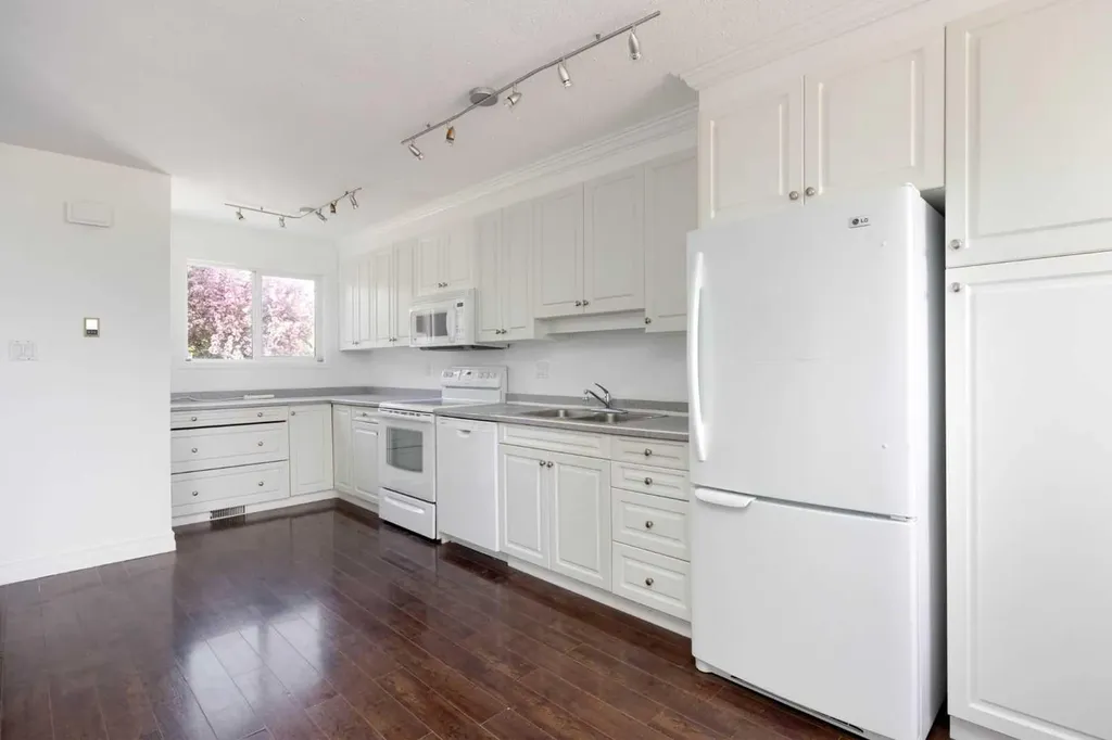 278 Ross Haven Drive Fort Mcmurray AB T9H 3P1