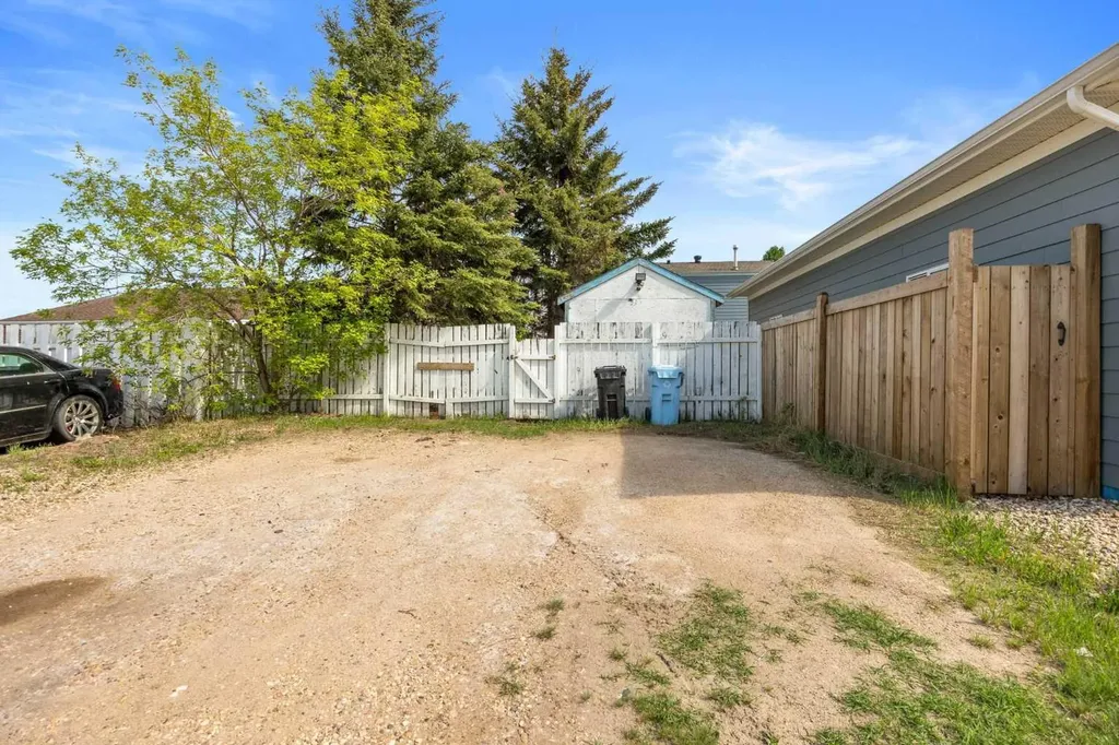 278 Ross Haven Drive Fort Mcmurray AB T9H 3P1