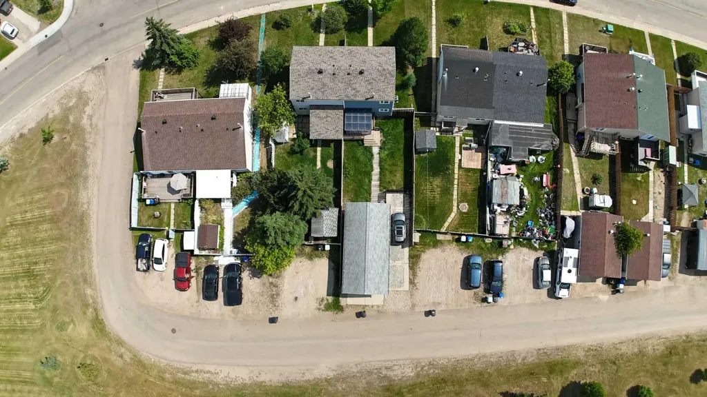 278 Ross Haven Drive Fort Mcmurray AB T9H 3P1