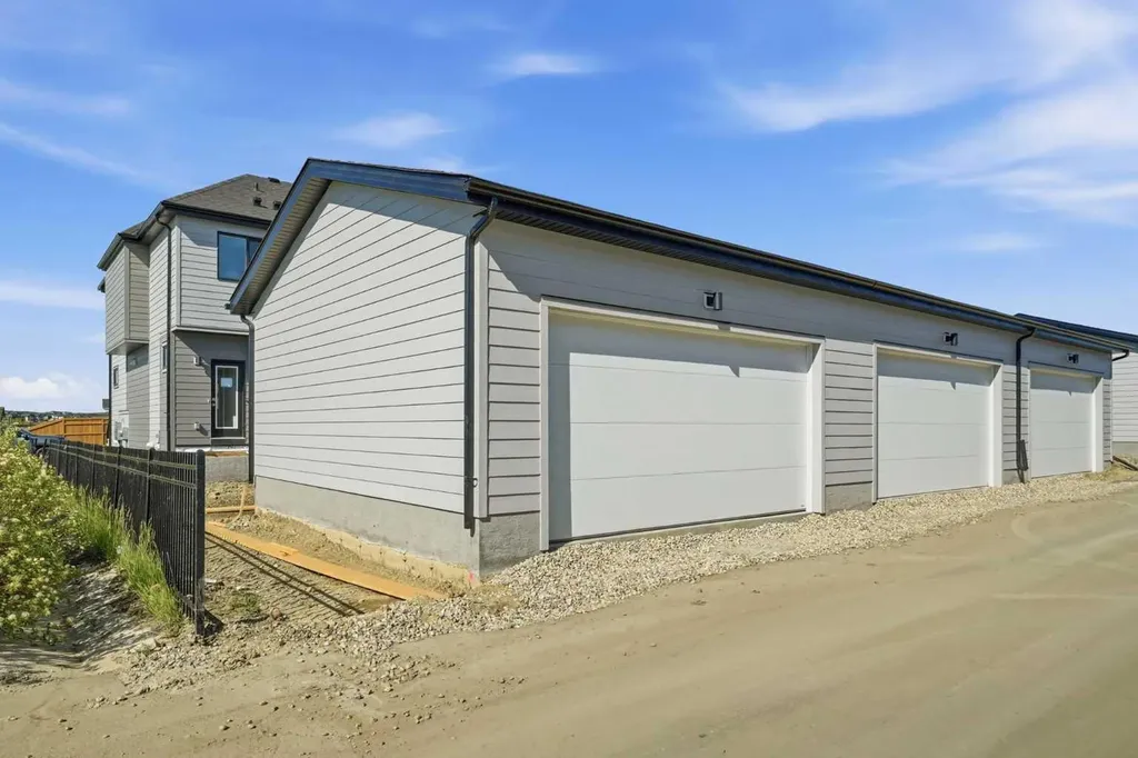 1097 Sailfin Heath Rural Rocky View County AB T3Z0J6