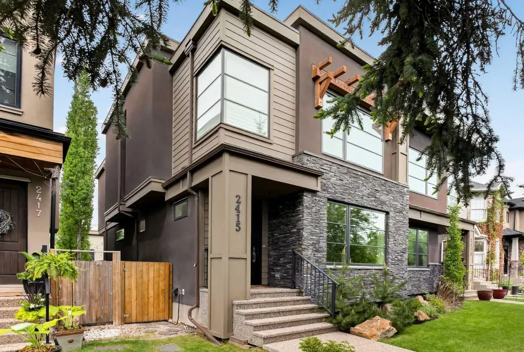 2415 25 Street SW Calgary AB T3E 1X5