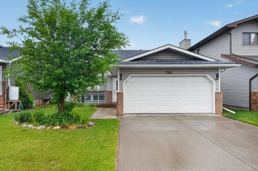 156 Rivercroft Close SE Calgary AB T2C 3X1