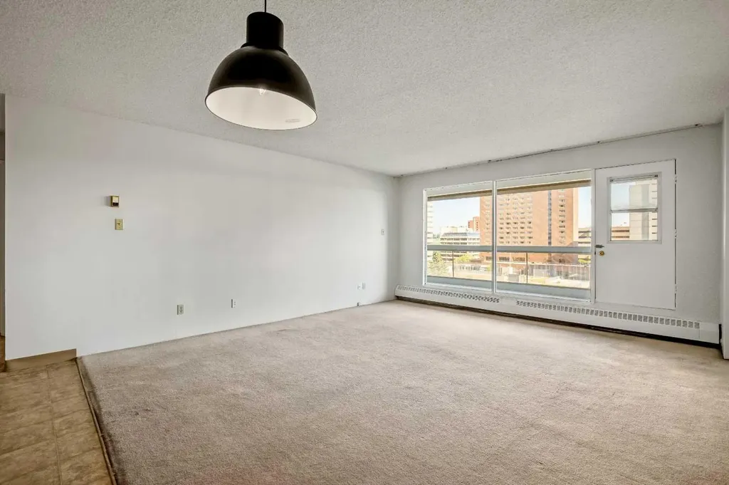 221 6 Avenue SE Calgary AB T2G 4Z9
