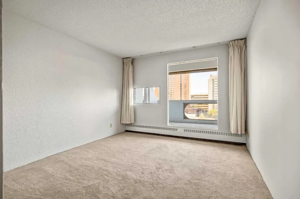 221 6 Avenue SE Calgary AB T2G 4Z9