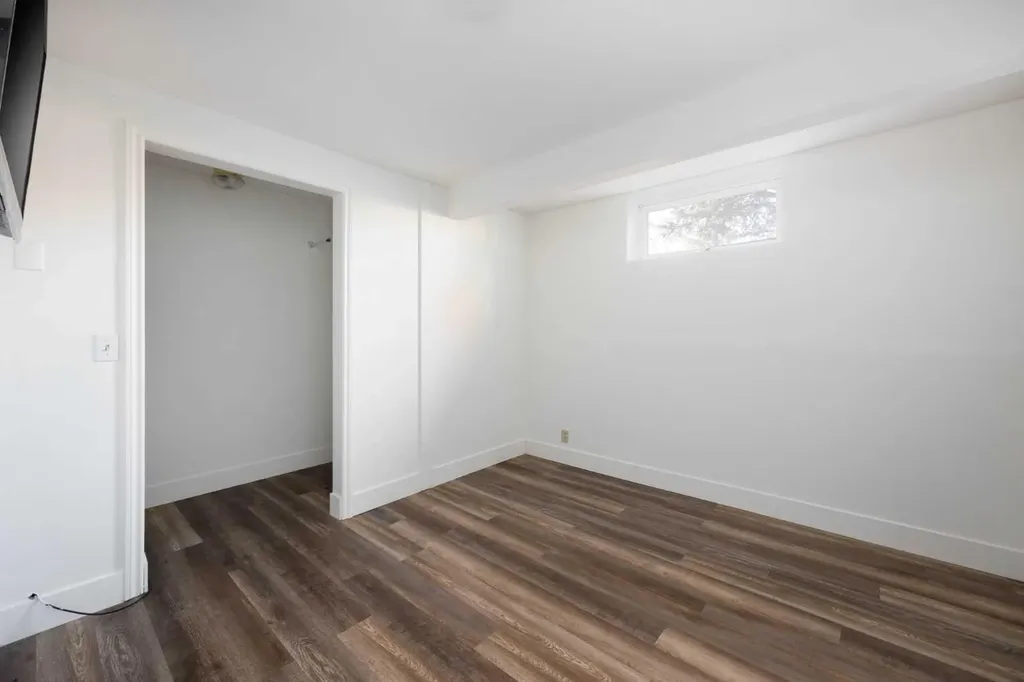 105 Farrell Cove Fort Mcmurray AB T9K 1N9