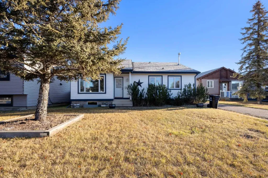 105 Farrell Cove Fort Mcmurray AB T9K 1N9