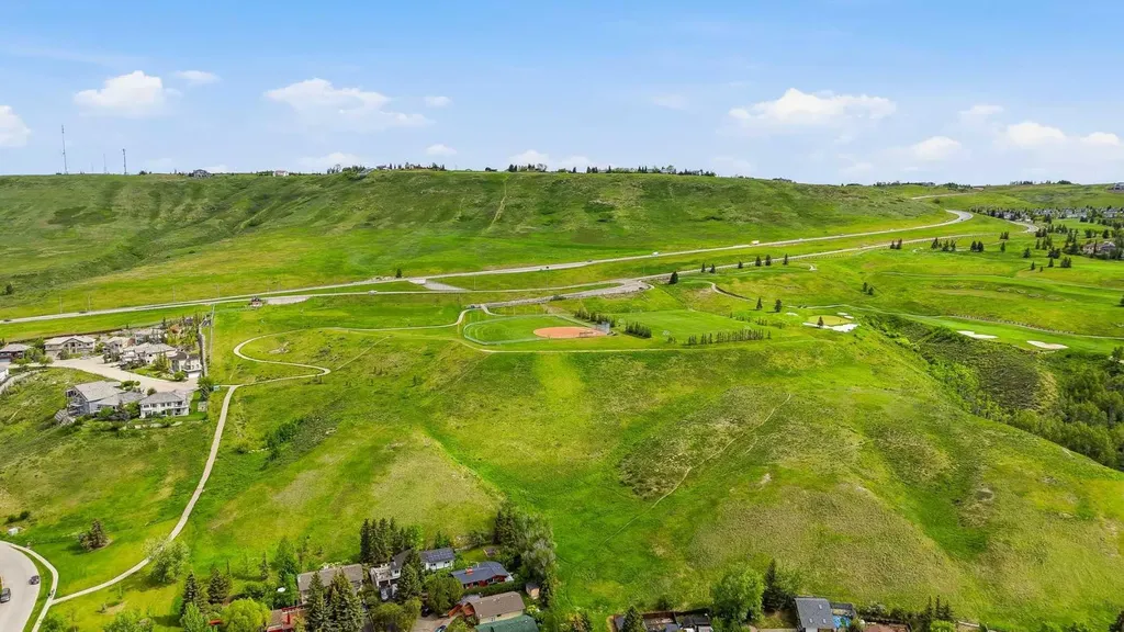 10 Carolina Drive Cochrane AB T4C 1C2