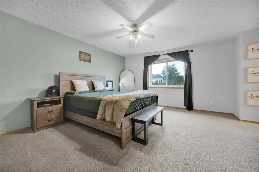 917 High Park Way NW High River AB T1V 2C7