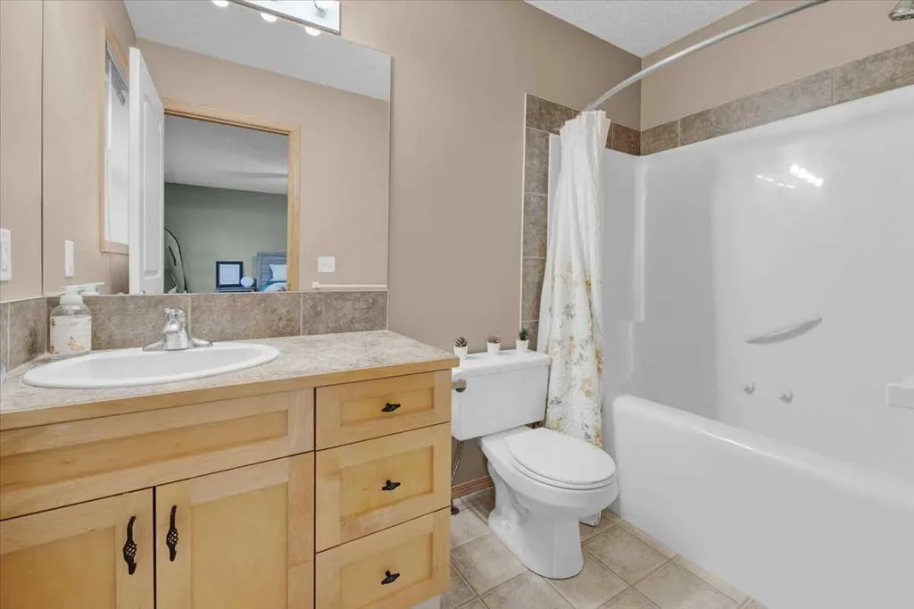 917 High Park Way NW High River AB T1V 2C7