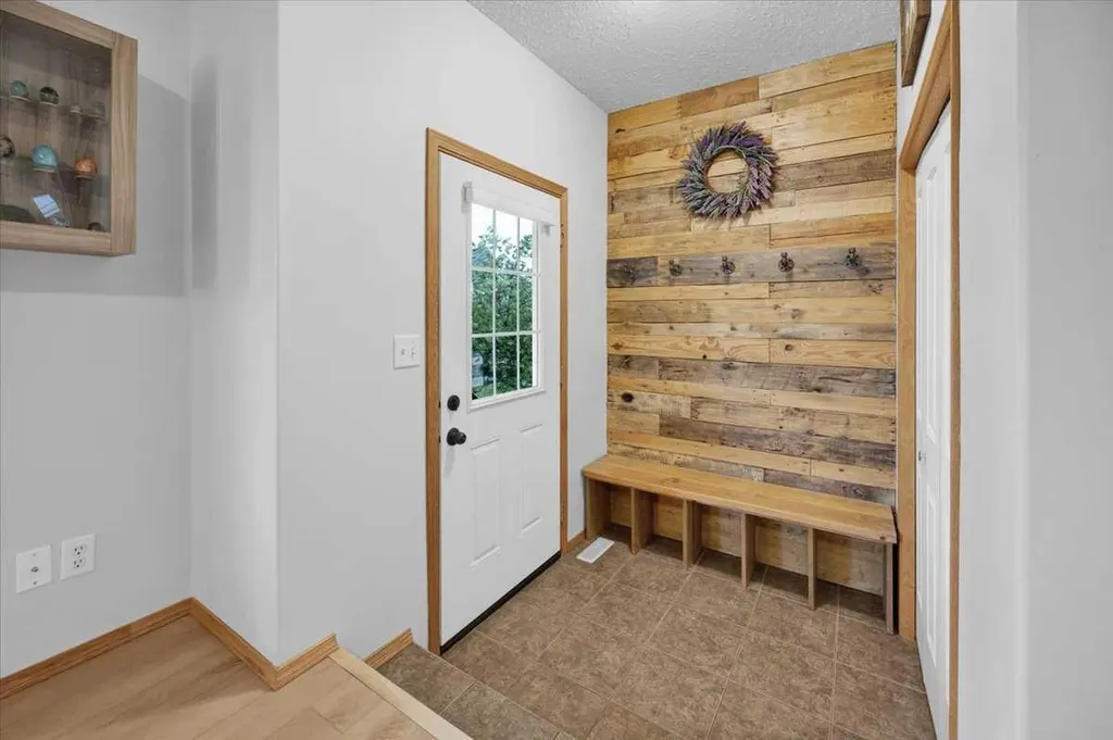917 High Park Way NW High River AB T1V 2C7