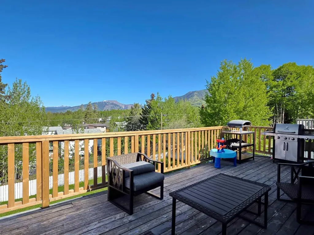 10638 Shand Avenue Grande Cache AB T0E0Y0