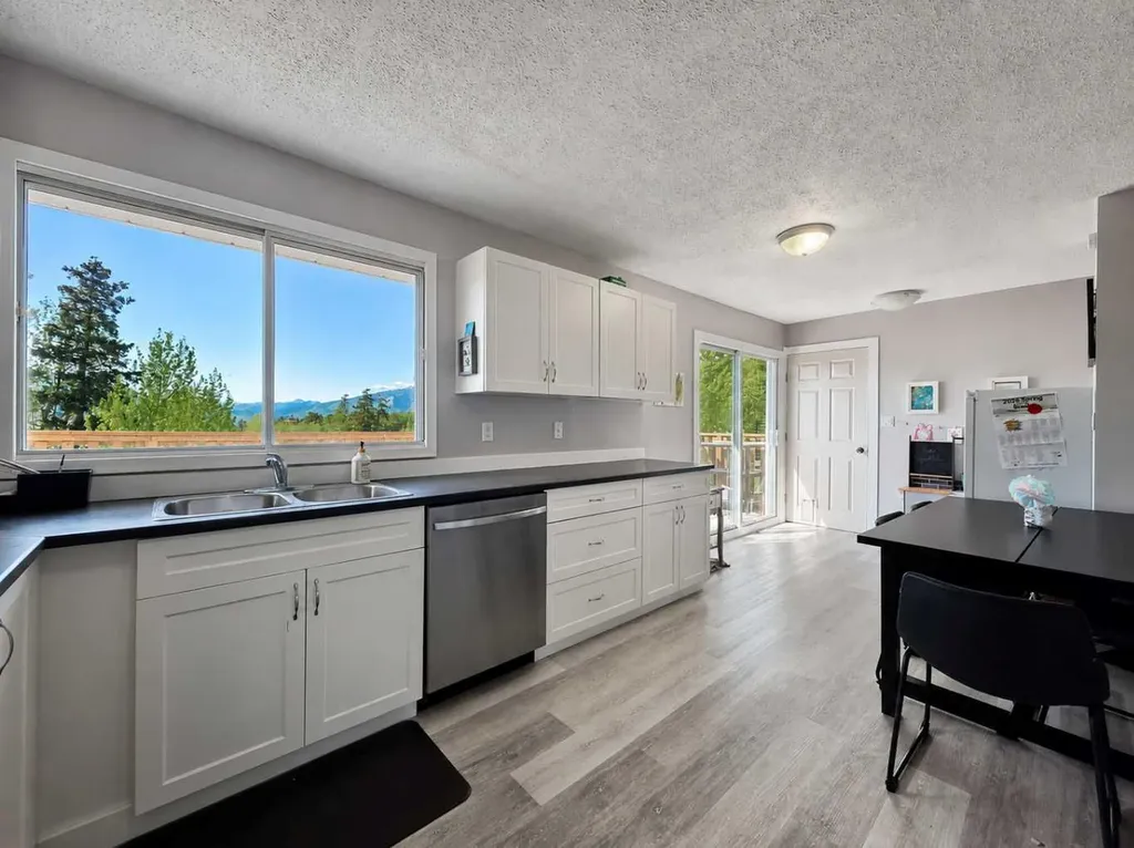 10638 Shand Avenue Grande Cache AB T0E0Y0