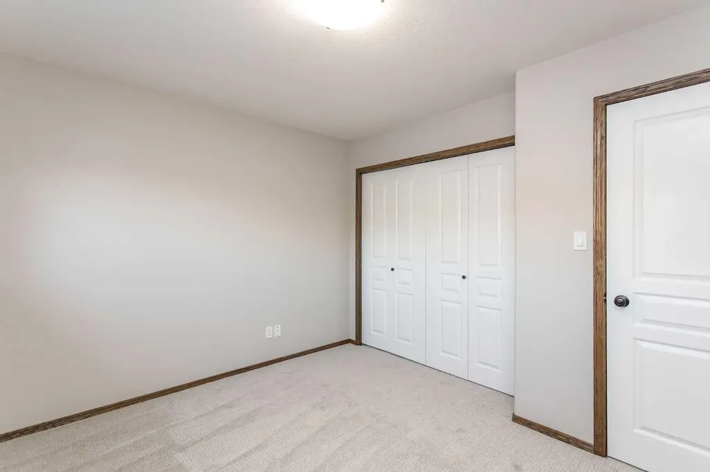 92 Iron Wolf Boulevard Lacombe AB T4L 0C7