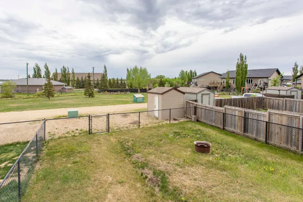 92 Iron Wolf Boulevard Lacombe AB T4L 0C7