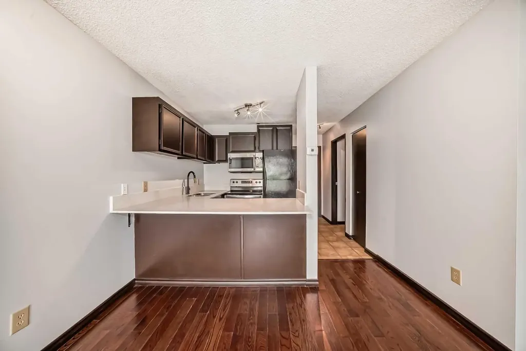 1613 11 Avenue SW Calgary AB T3C 0N3