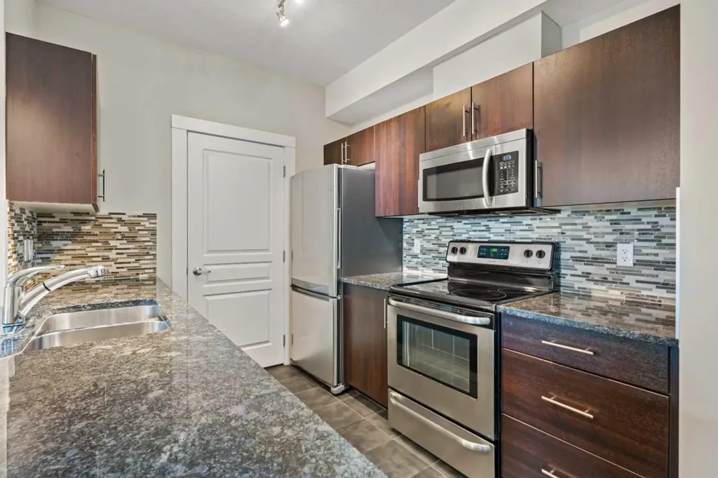 2300 Evanston Square NW Calgary AB T3P 0G8