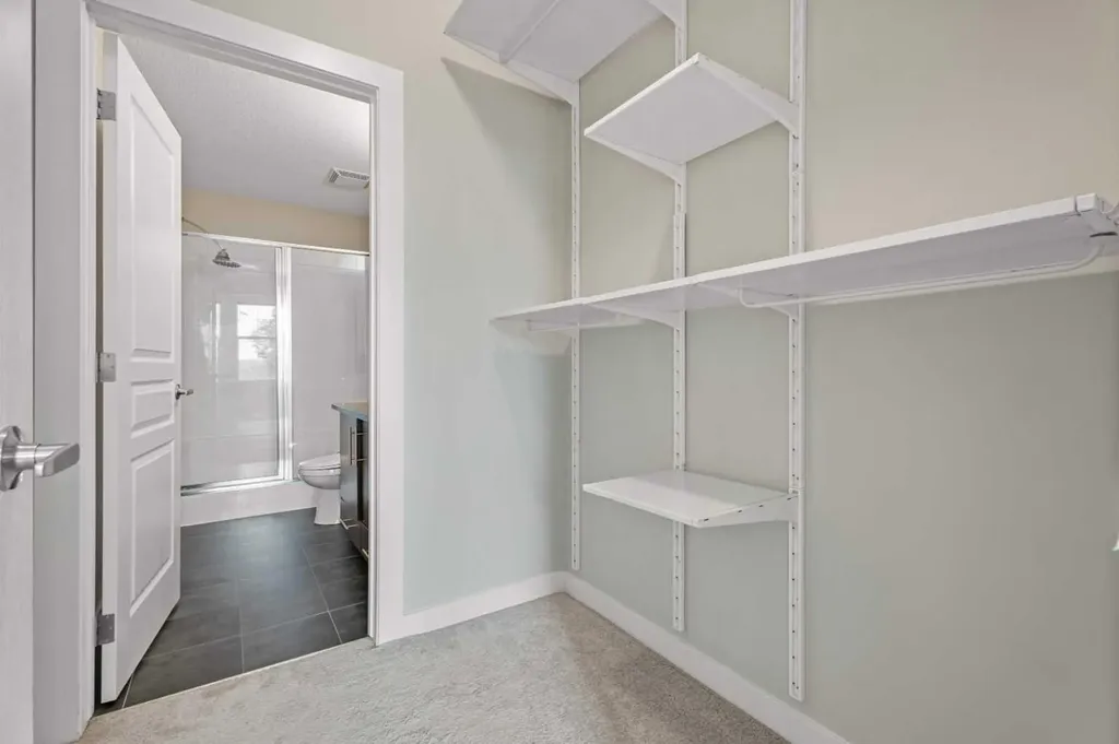 2300 Evanston Square NW Calgary AB T3P 0G8