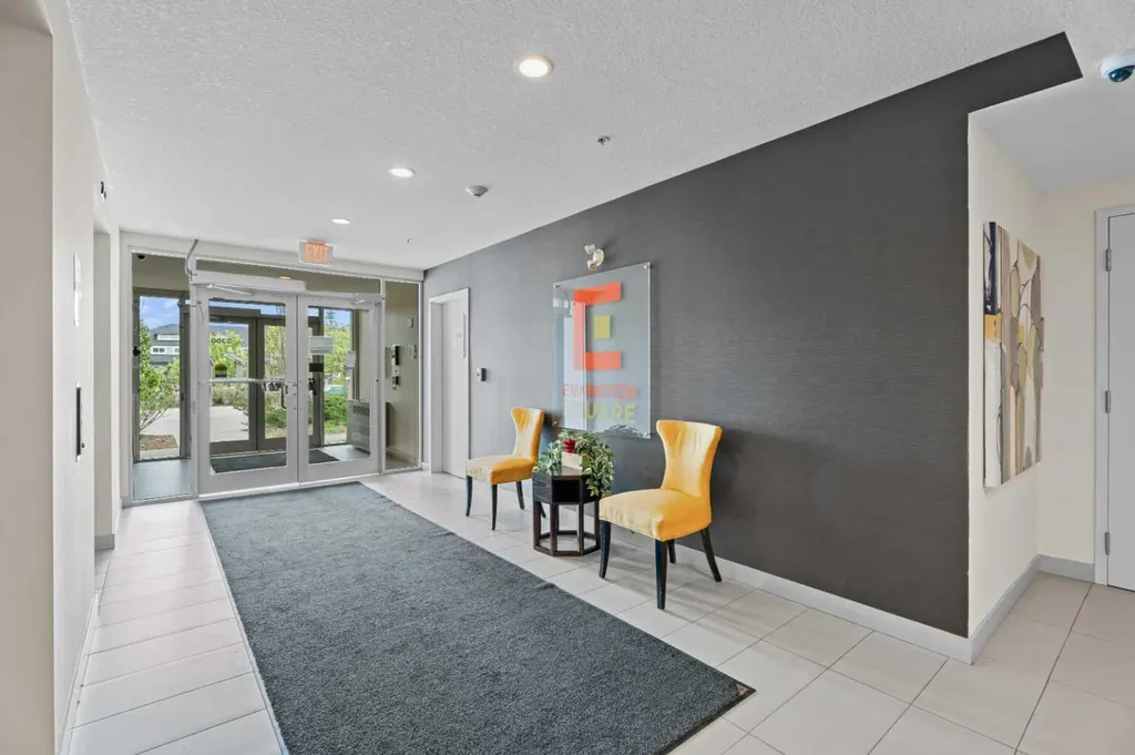 2300 Evanston Square NW Calgary AB T3P 0G8