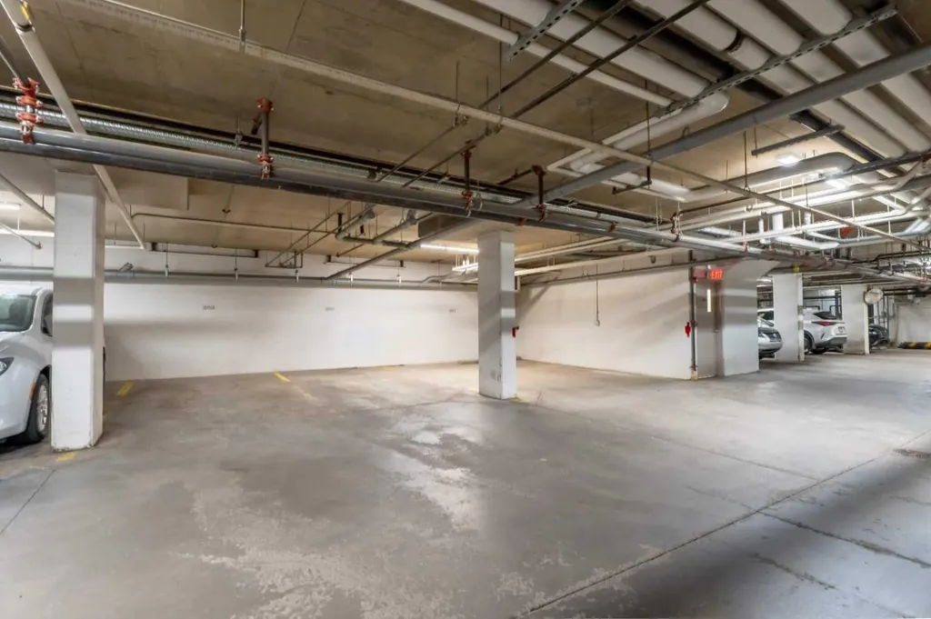 2300 Evanston Square NW Calgary AB T3P 0G8
