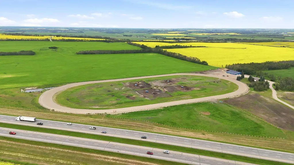 36142A Highway 2 Service Road S Rural Red Deer County AB T4G 1T8