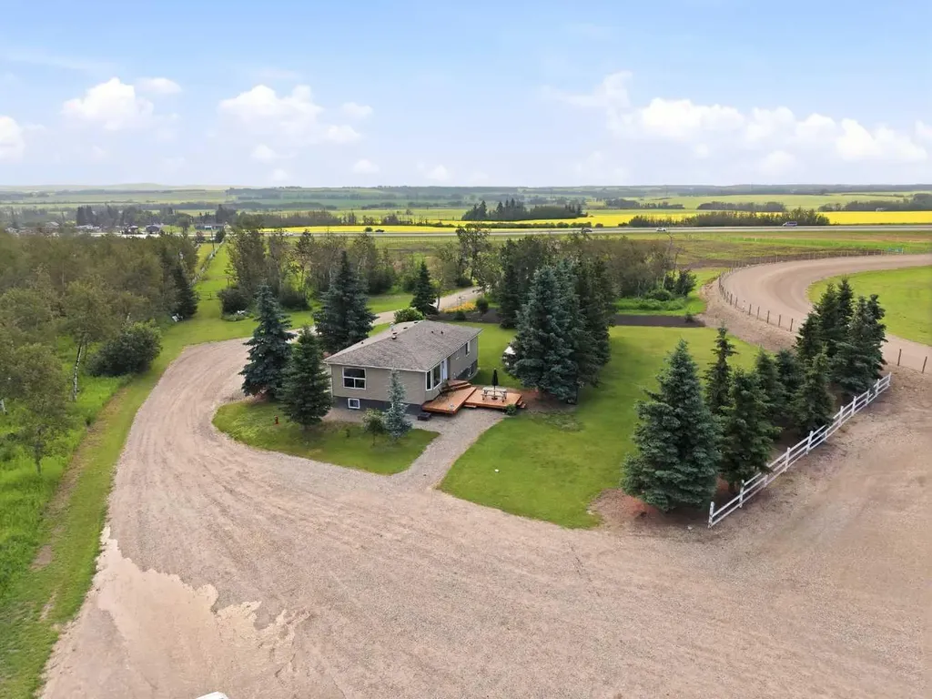 36142A Highway 2 Service Road S Rural Red Deer County AB T4G 1T8