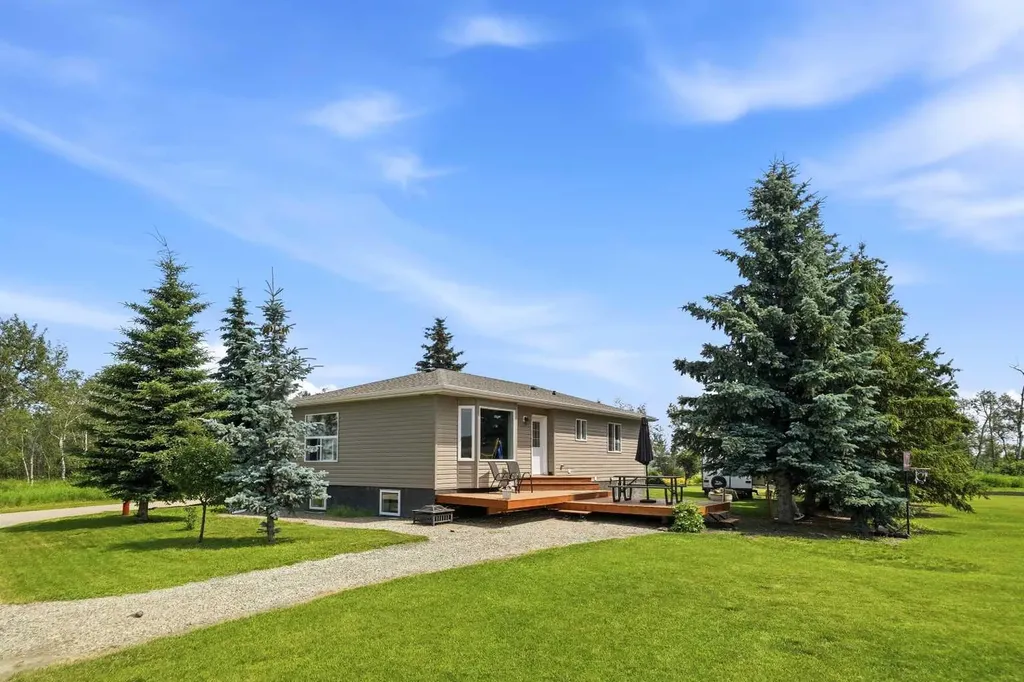 36142A Highway 2 Service Road S Rural Red Deer County AB T4G 1T8
