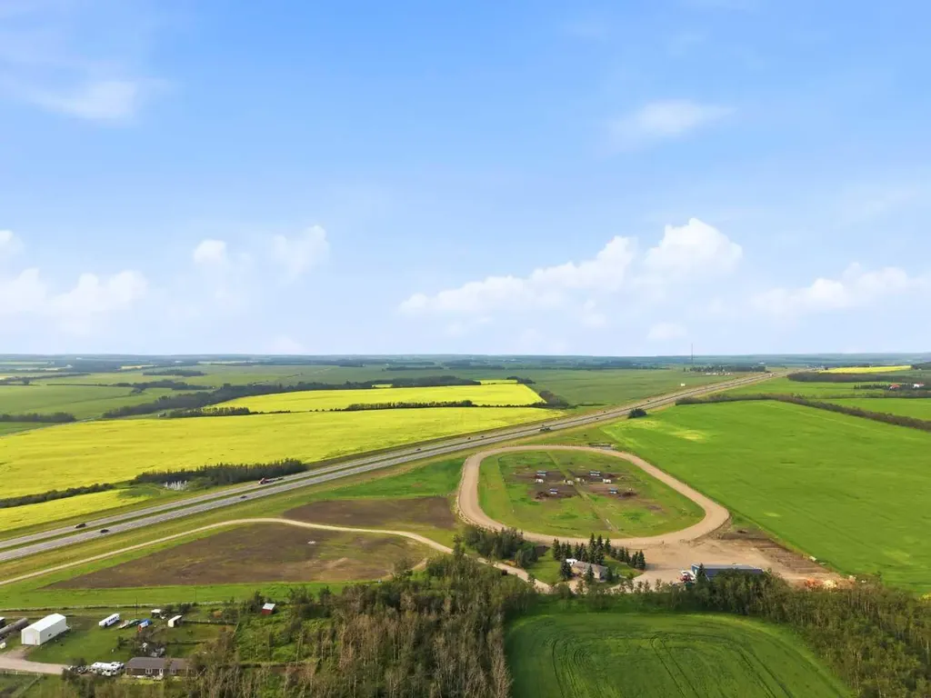 36142A Highway 2 Service Road S Rural Red Deer County AB T4G 1T8