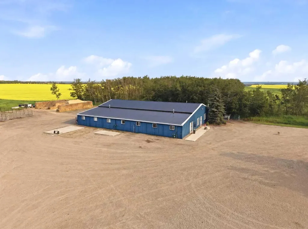 36142A Highway 2 Service Road S Rural Red Deer County AB T4G 1T8
