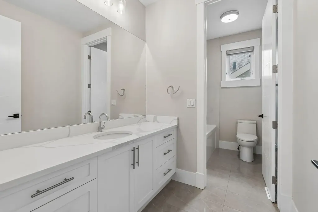 1012 17 Street NW Calgary AB T2N 2E4