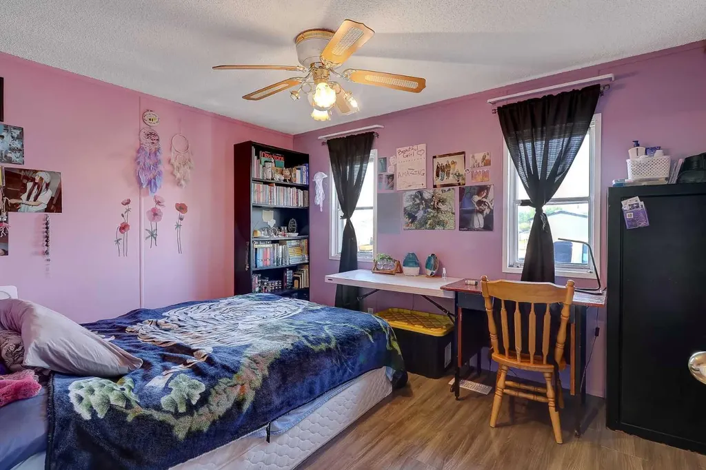 10115 99 Avenue Bezanson AB T0H0G0