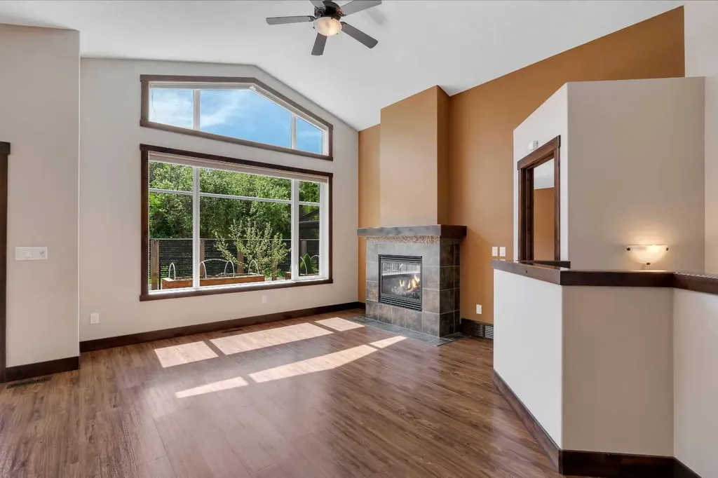 289 Riverwood Crescent Diamond Valley AB T0L 0H0
