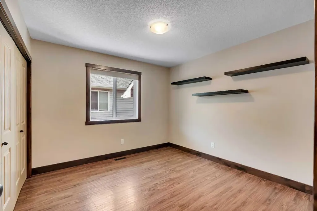 289 Riverwood Crescent Diamond Valley AB T0L 0H0