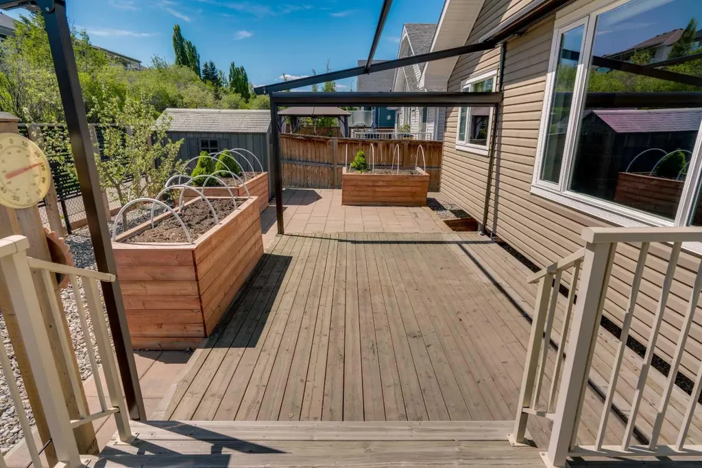 289 Riverwood Crescent Diamond Valley AB T0L 0H0