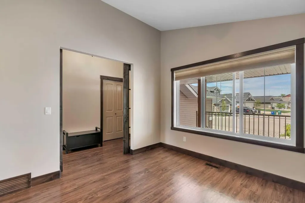 289 Riverwood Crescent Diamond Valley AB T0L 0H0