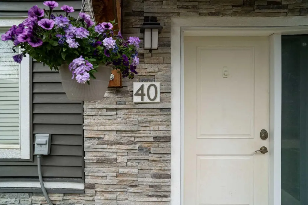 141 Fontaine Crescent Fort Mcmurray AB T9H 0C9
