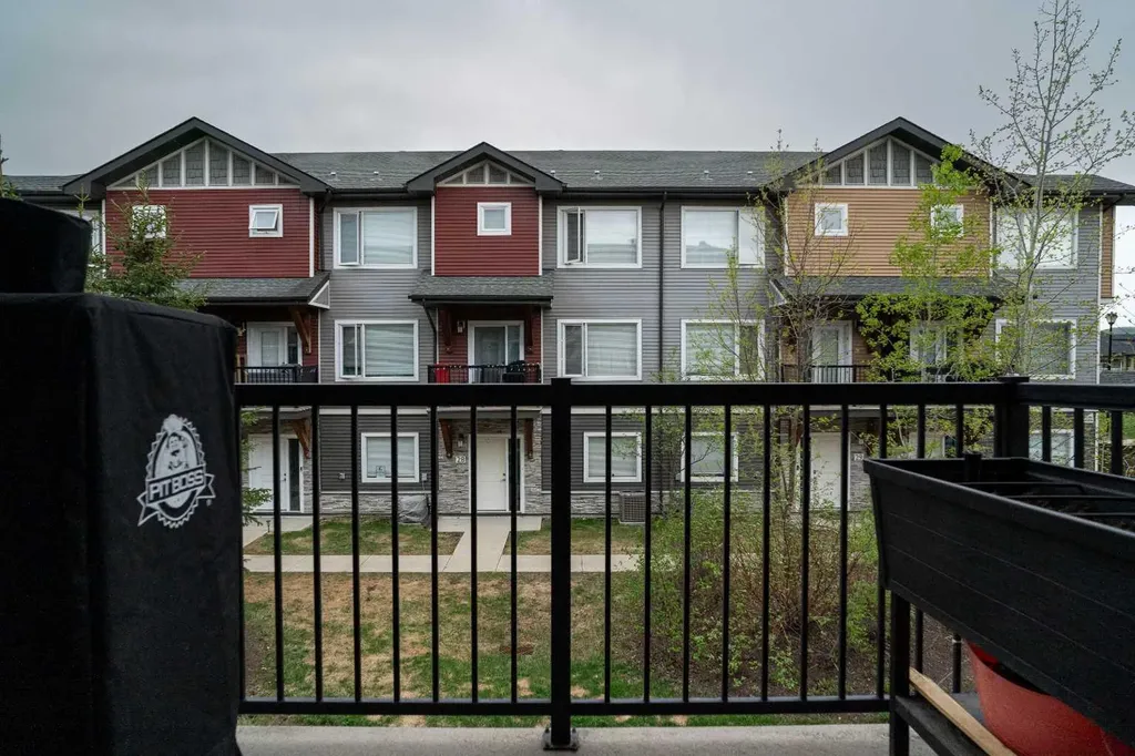 141 Fontaine Crescent Fort Mcmurray AB T9H 0C9