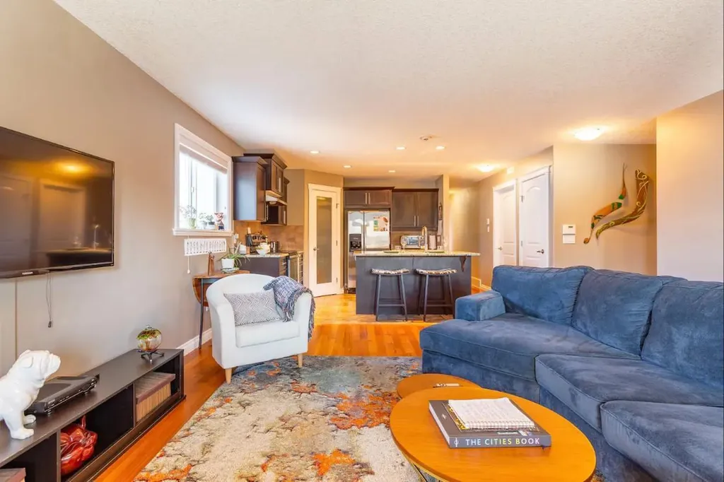 1920 26 Street SW Calgary AB T3E 2A1