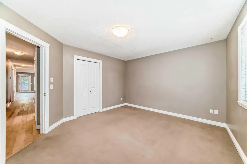 1920 26 Street SW Calgary AB T3E 2A1