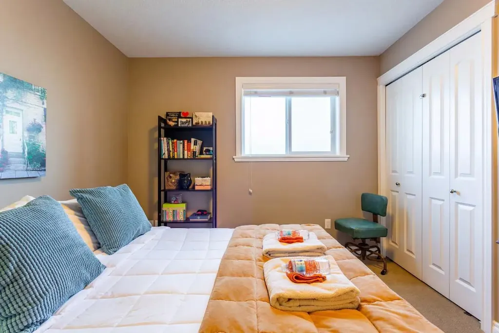 1920 26 Street SW Calgary AB T3E 2A1