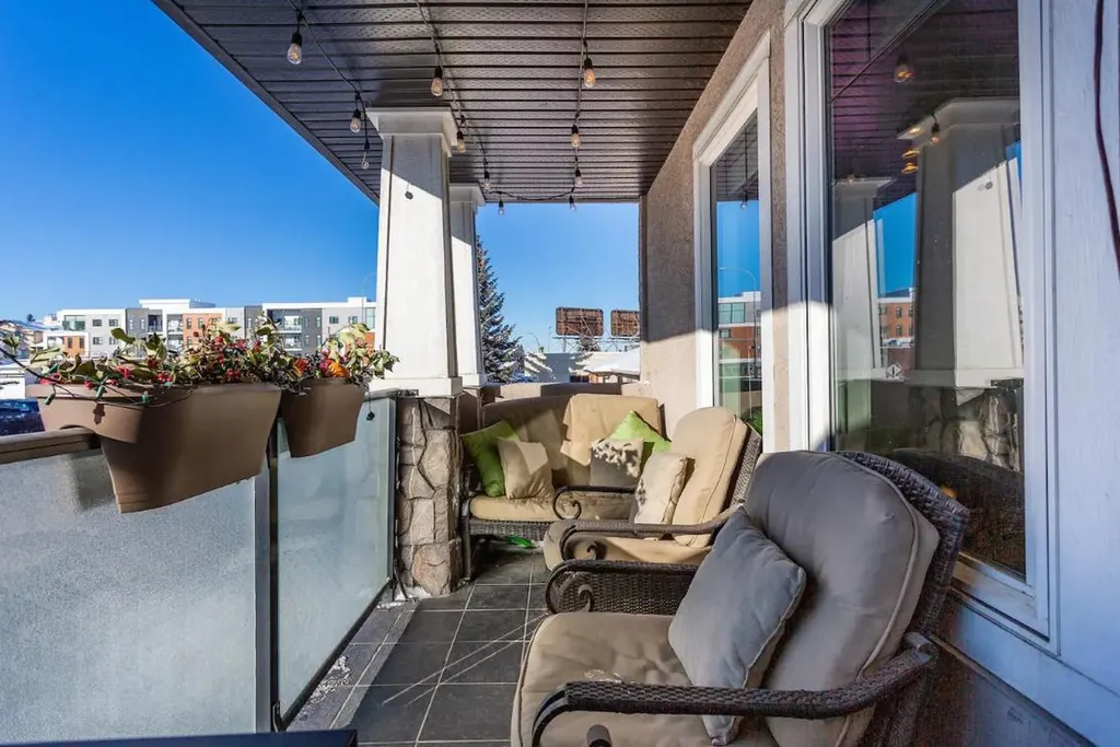 1920 26 Street SW Calgary AB T3E 2A1