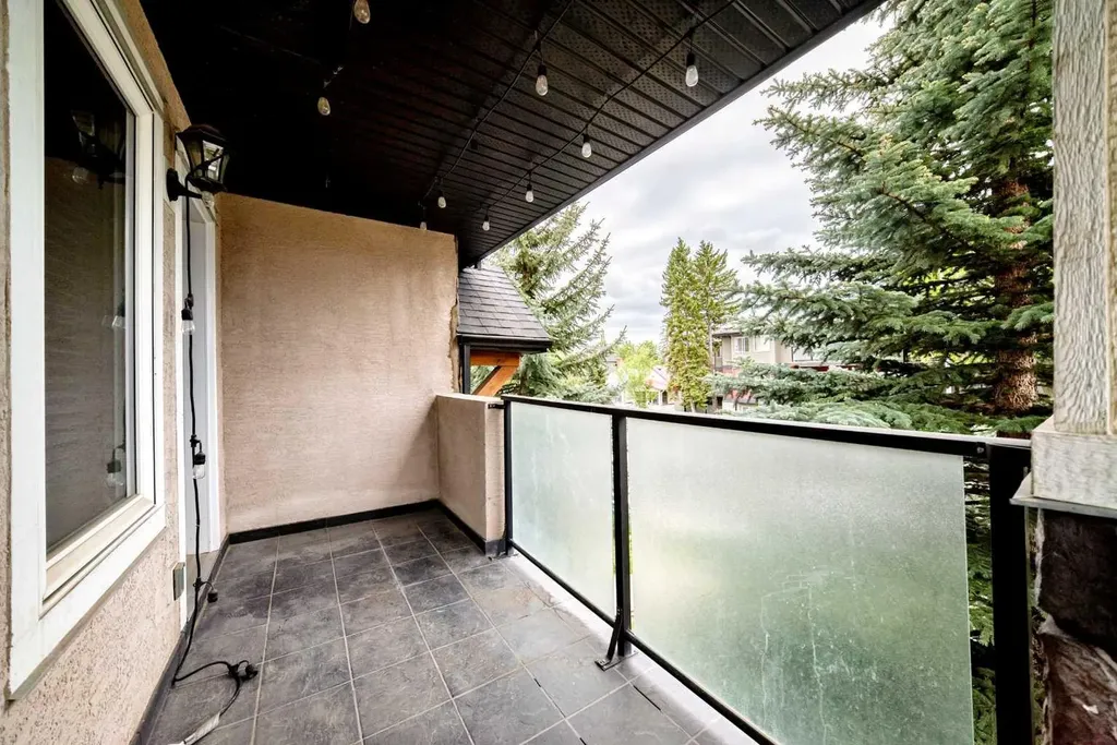 1920 26 Street SW Calgary AB T3E 2A1