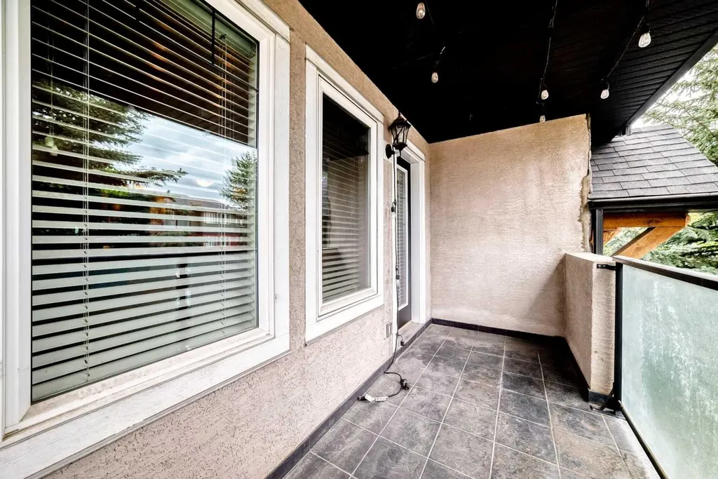 1920 26 Street SW Calgary AB T3E 2A1